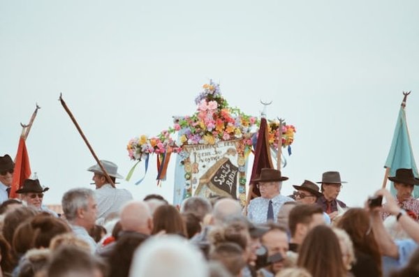 Comment planifier un pèlerinage spirituel vers des lieux sacrés ?